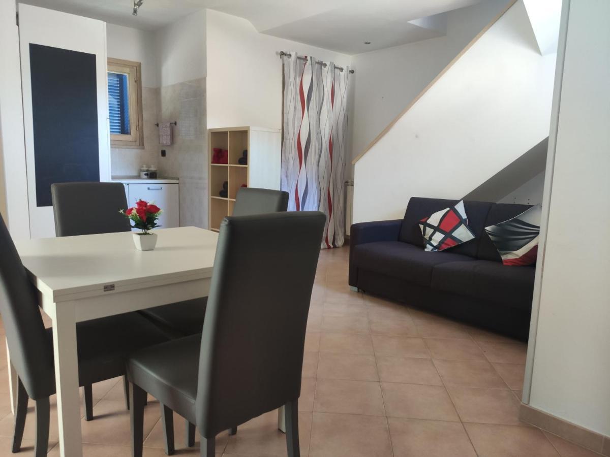 Red Lux Apartment Fiumicino Dış mekan fotoğraf