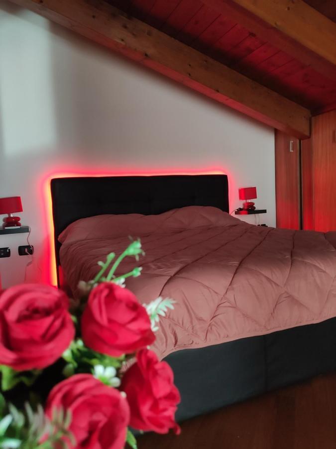 Red Lux Apartment Fiumicino Dış mekan fotoğraf
